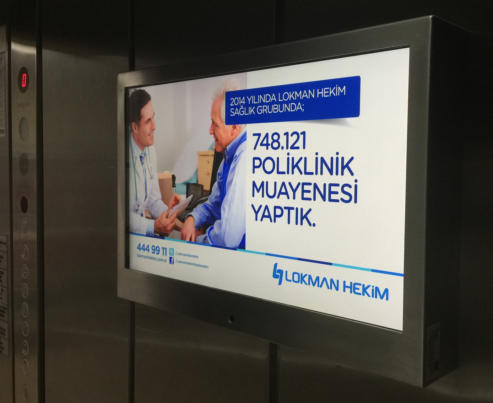 asansör içi bilgilendirme ekranı